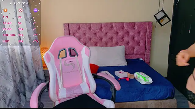 Snapshot of Sofii_cutee chatting on 13, 1, 2026 Sofii cutee online show from 13, 1, 2026