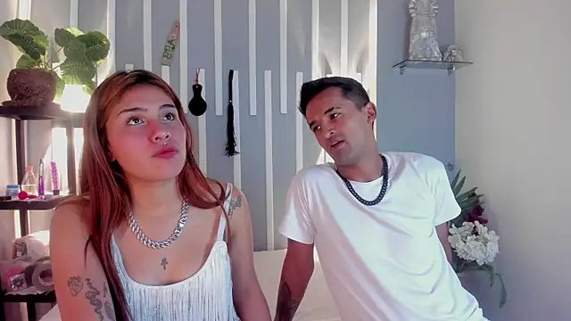 Nikki and Mayk online show from 5, 3, 2025