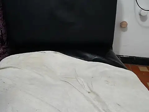 susy pervertt online show from 8, 11, 2025