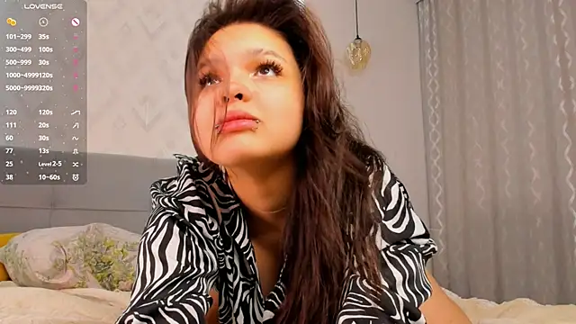 PhilomenaBucker online show from 20, 2, 2025