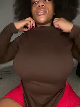 Boneca25 online show from 20, 12, 2025