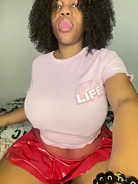 Boneca25 online show from 30, 11, 2025