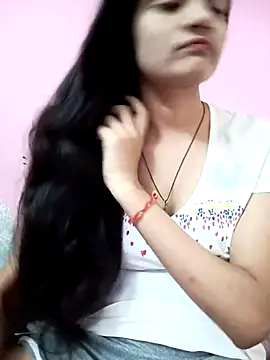 Tanu-00 online show from 3, 10, 2025