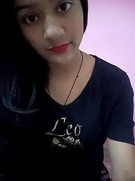 Tanu-00 online show from 4, 11, 2025