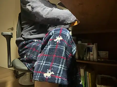 Snapshot of Phil_6677 chatting on 1, 2, 2026 Phil 6677 online show from 1, 2, 2026