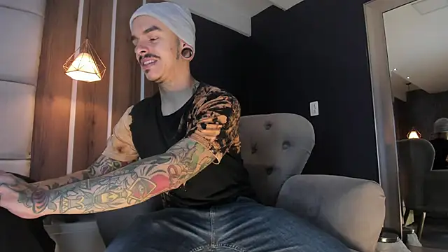 Snapshot of kaletattoo chatting on 9, 7, 2026 kaletattoo online show from 9, 7, 2026