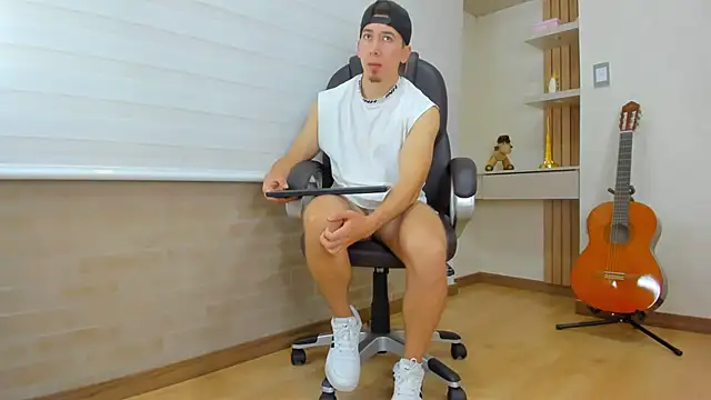 Tombarden online show from 13, 12, 2025