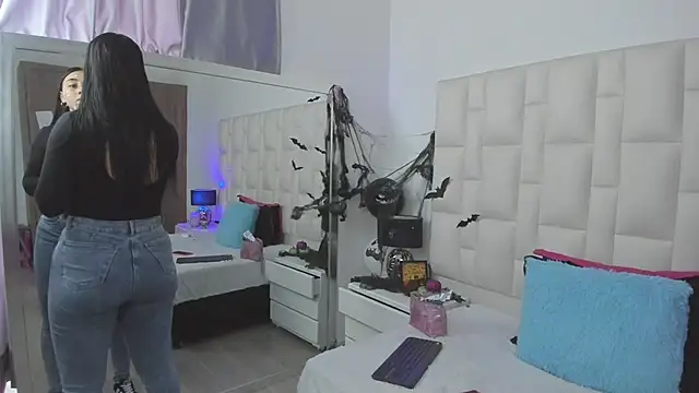 Ariana rouse online show from 22, 10, 2025