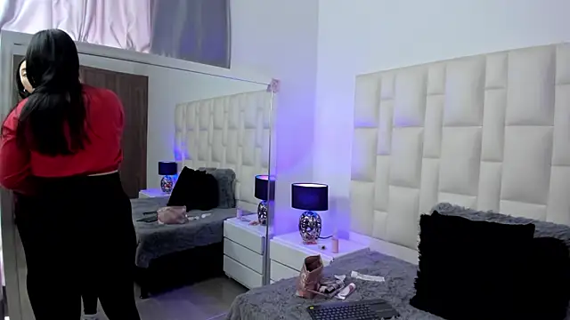 Snapshot of Ariana_rouse chatting on 5, 2, 2026 Ariana rouse online show from 5, 2, 2026