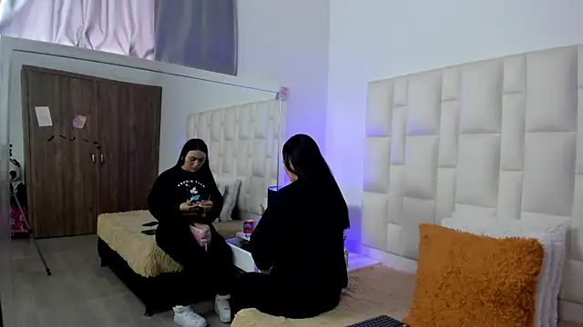 Ariana rouse online show from 6, 3, 2026