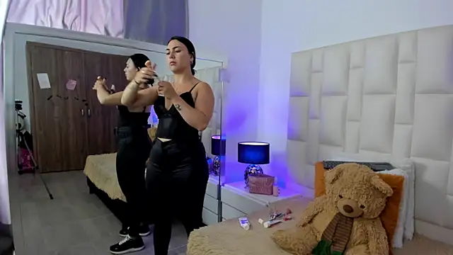 Ariana rouse online show from 11, 4, 2026