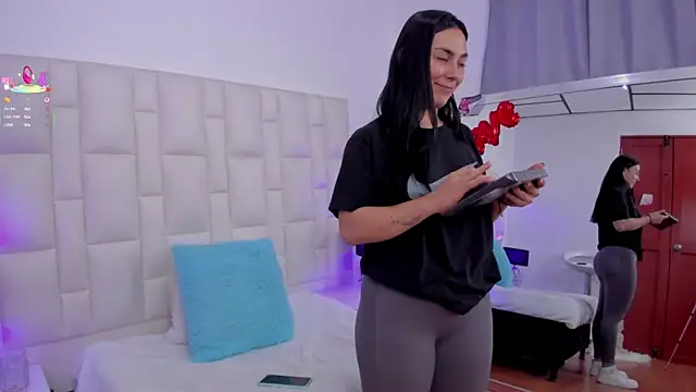 Ariana rouse online show from 20, 3, 2025