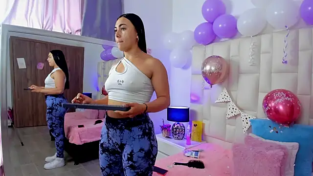 Ariana rouse online show from 4, 11, 2025