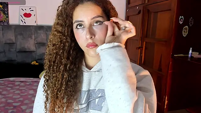 Isangel  online show from 20, 11, 2025