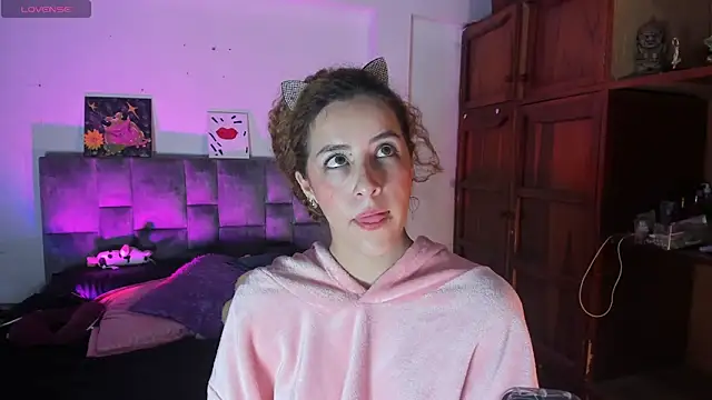 Isangel  online show from 6, 10, 2025