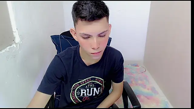 Snapshot of Alexxx_lov chatting on 20, 3, 2025 Alexxx lov online show from 20, 3, 2025