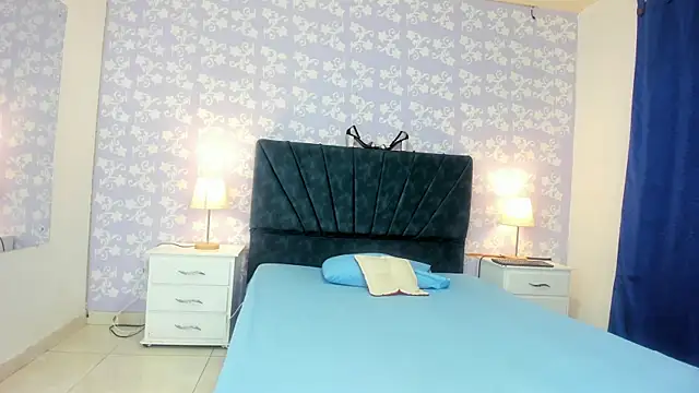  nicolesweet online show from 21, 9, 2025