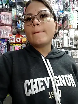 Vale Saenzz online show from 23, 2, 2026