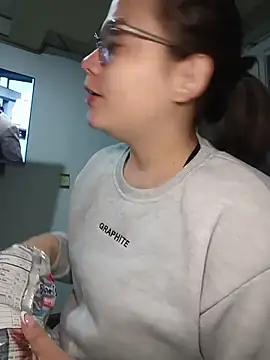 Vale Saenzz online show from 20, 10, 2025