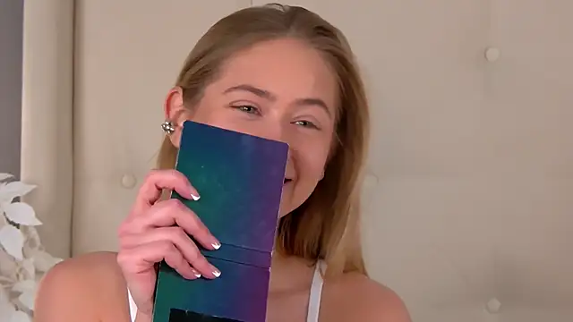 Snapshot of ur_wet_dreams chatting on 6, 2, 2026 ur wet dreams online show from 6, 2, 2026