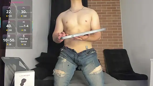 DavidX X21 Strip online show from 6, 7, 2026