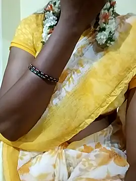 Snapshot of TeluguammayiMahi chatting on 21, 4, 2026 TeluguammayiMahi online show from 21, 4, 2026