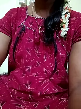 Snapshot of TeluguammayiMahi chatting on 7, 4, 2026 TeluguammayiMahi online show from 7, 4, 2026