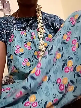 Snapshot of TeluguammayiMahi chatting on 17, 4, 2026 TeluguammayiMahi online show from 17, 4, 2026