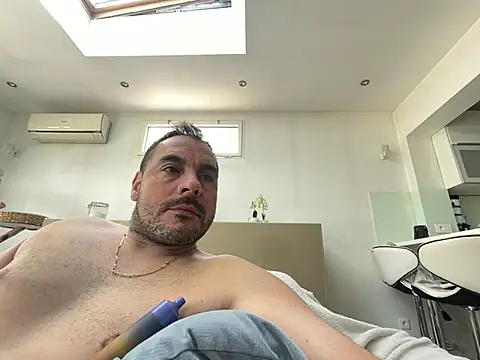 Snapshot of justeqqun chatting on 7, 6, 2026 justeqqun online show from 7, 6, 2026