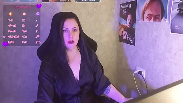 JacquelineElle online show from 23, 10, 2025