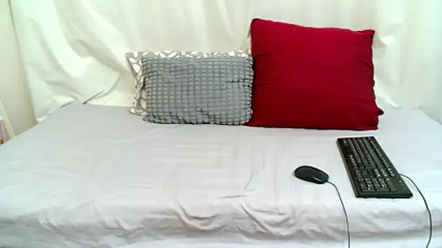 Cute Piper99x online show from 20, 11, 2025