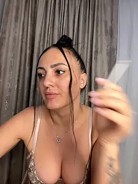 RaisaSalvi online show from 19, 9, 2025