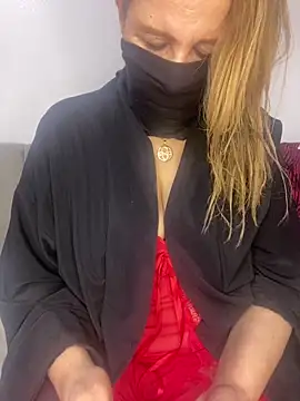 Snapshot of A-mal5 chatting on 9, 3, 2025 A-mal5 online show from 9, 3, 2025