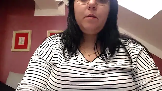 Wetandnaughtyxx online show from 7, 3, 2026