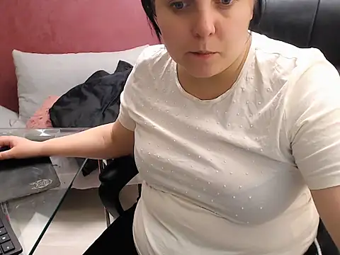 Wetandnaughtyxx online show from 19, 3, 2025