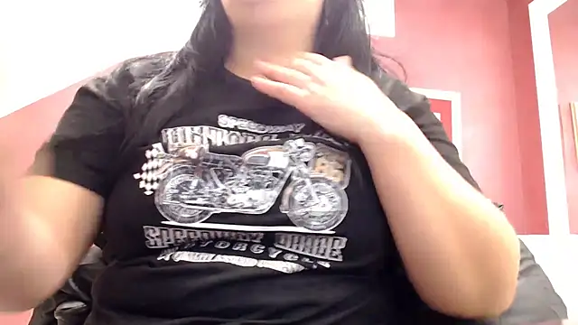 Wetandnaughtyxx online show from 4, 10, 2025