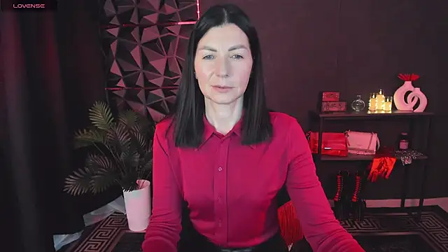 MonicaCheerful online show from 8, 3, 2025