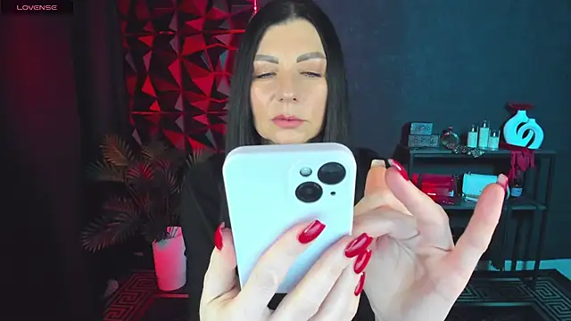 MonicaCheerful online show from 13, 3, 2025