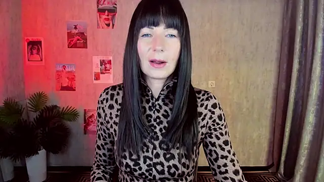 MonicaCheerful online show from 5, 10, 2025