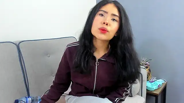 Snapshot of Alice_evans_lov chatting on 13, 1, 2026 Alice evans lov online show from 13, 1, 2026