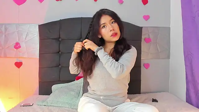 Snapshot of Alice_evans_lov chatting on 18, 2, 2025 Alice evans lov online show from 18, 2, 2025