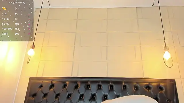 SamanthaMilann online show from 23, 11, 2025