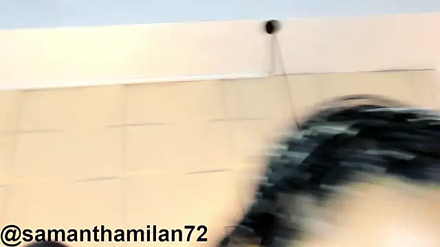 SamanthaMilann online show from 8, 10, 2025