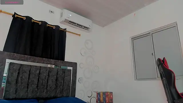 Nicol TransGirl online show from 8, 1, 2026