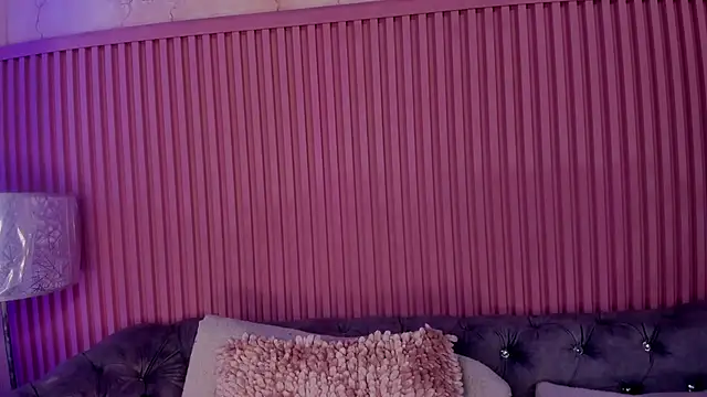 Snapshot of AntonellaLeroy chatting on 27, 1, 2025 AntonellaLeroy online show from 27, 1, 2025