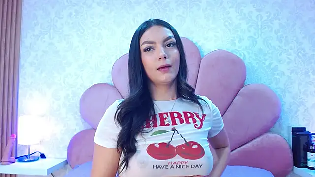 ElhaThomson online show from 9, 11, 2025