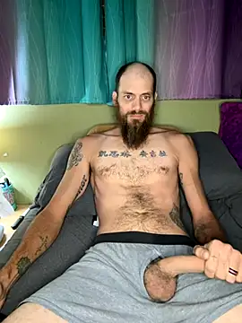 SUCKMEDEEP69 online show from 6, 11, 2025