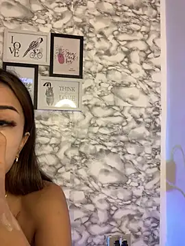 Miss karol online show from 10, 4, 2026