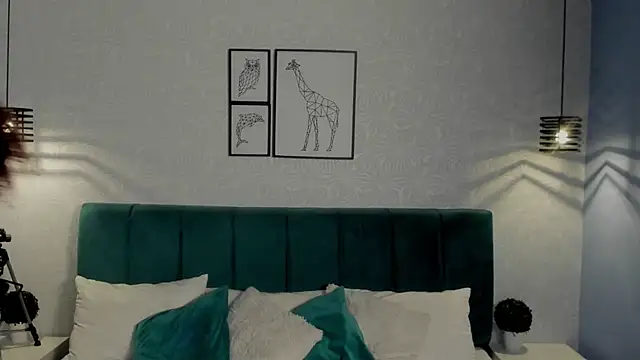 ninna curly online show from 6, 3, 2026