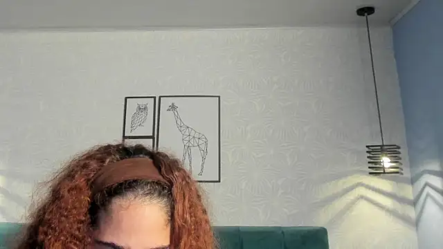 ninna curly online show from 25, 5, 2026